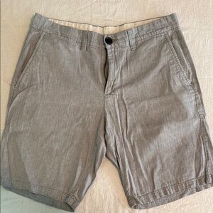 Old Navy Ultimate Slim Gray Shorts (Size 28)